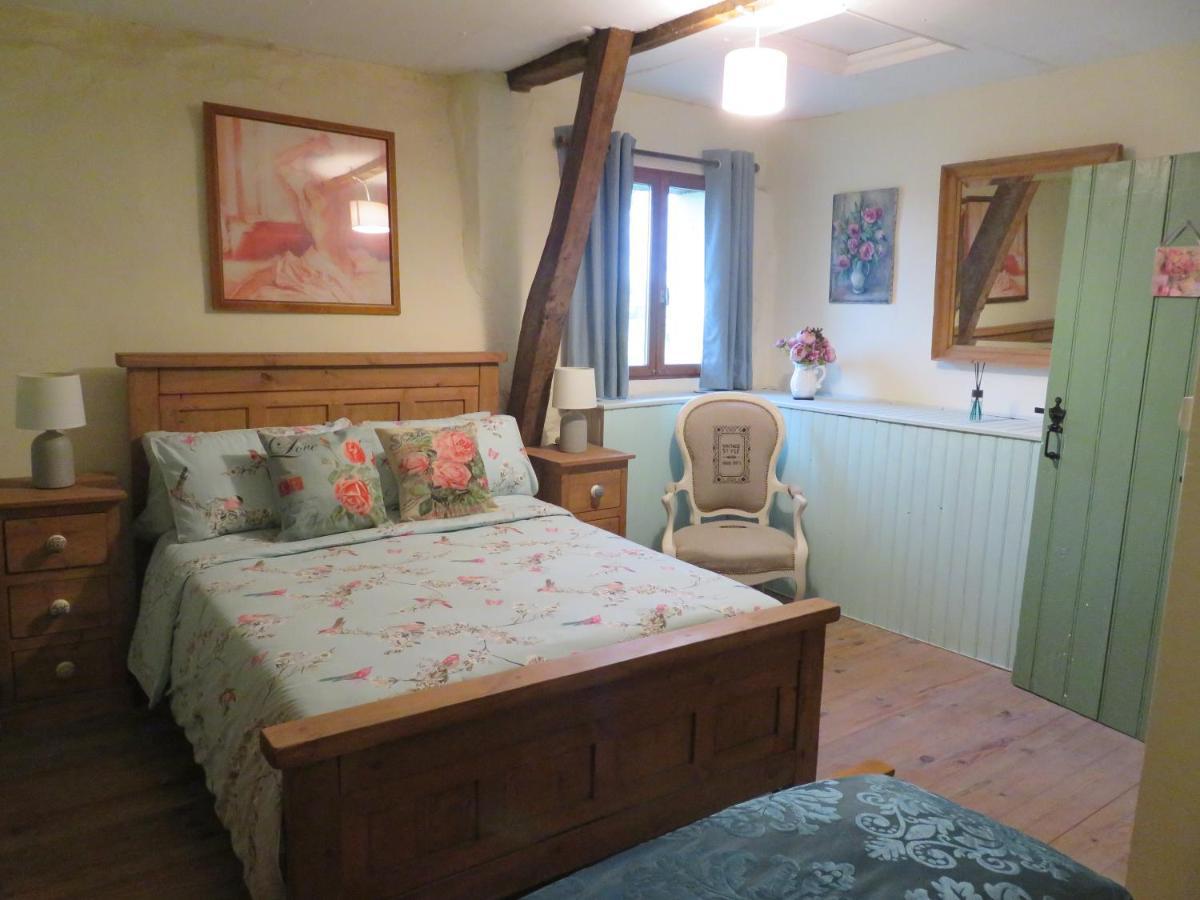 Michouat Chambre D'Hotes Vidou Ngoại thất bức ảnh